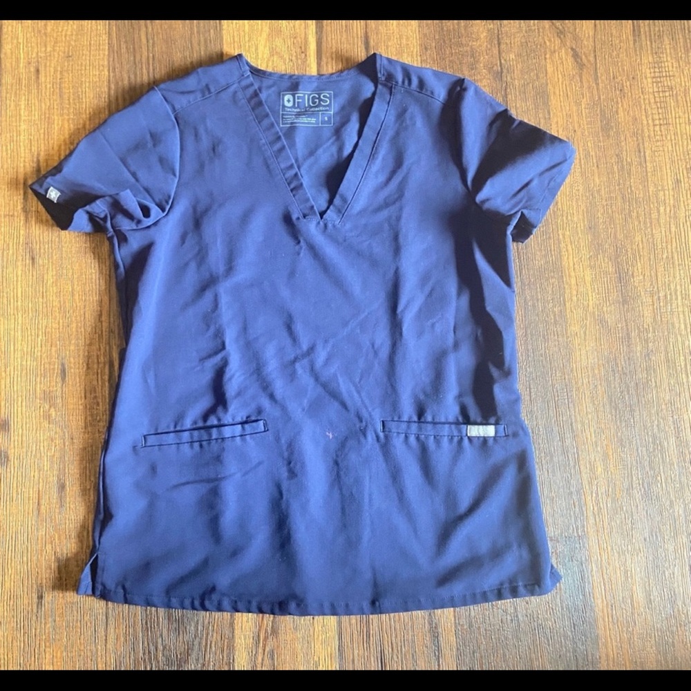 Figs Casma top and pants navy blue